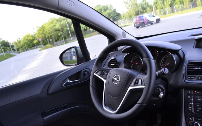 Opel Meriva cena 32900 przebieg: 179000, rok produkcji 2015 z Płock małe 596